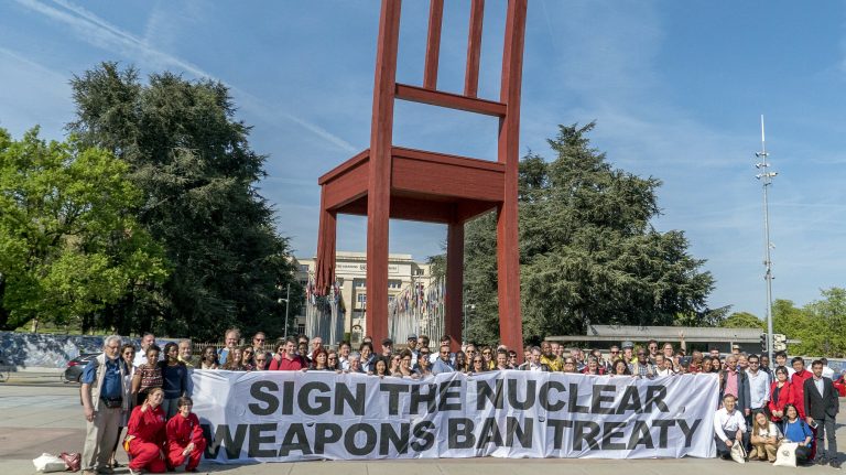 Les armes nuclears al Parlament